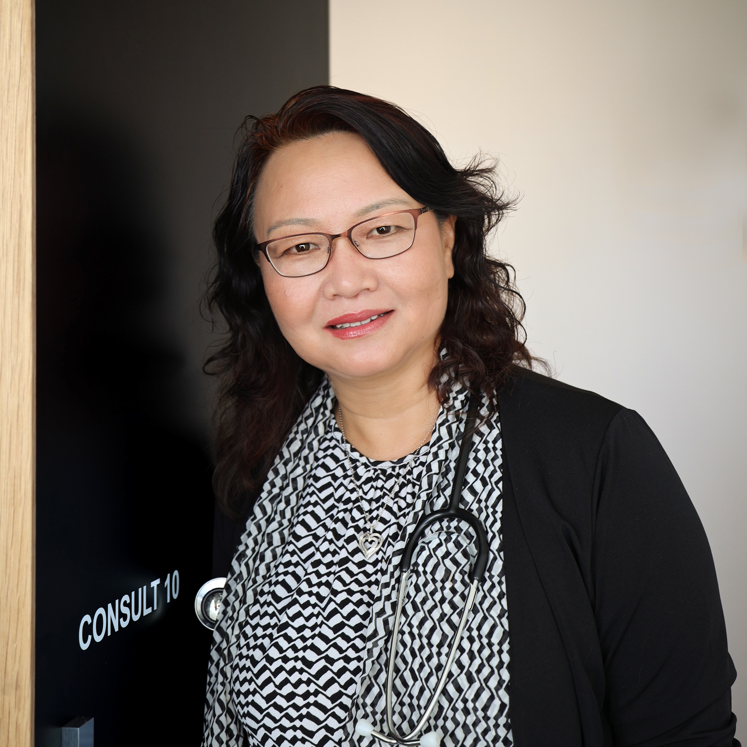 Dr Lily Liu GP | Chinese speaking doctor | Ormiston Medical